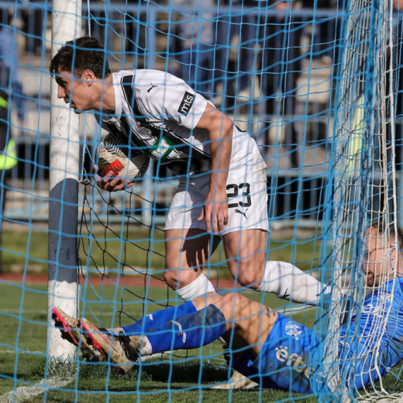 Novi kiks Partizana – "parni valjak" ostao "ukopan" u Lučanima!