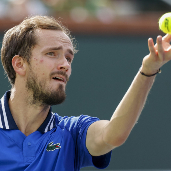 Medvedev: Kada ste nesrećni, ponekad kažete i glupe stvari